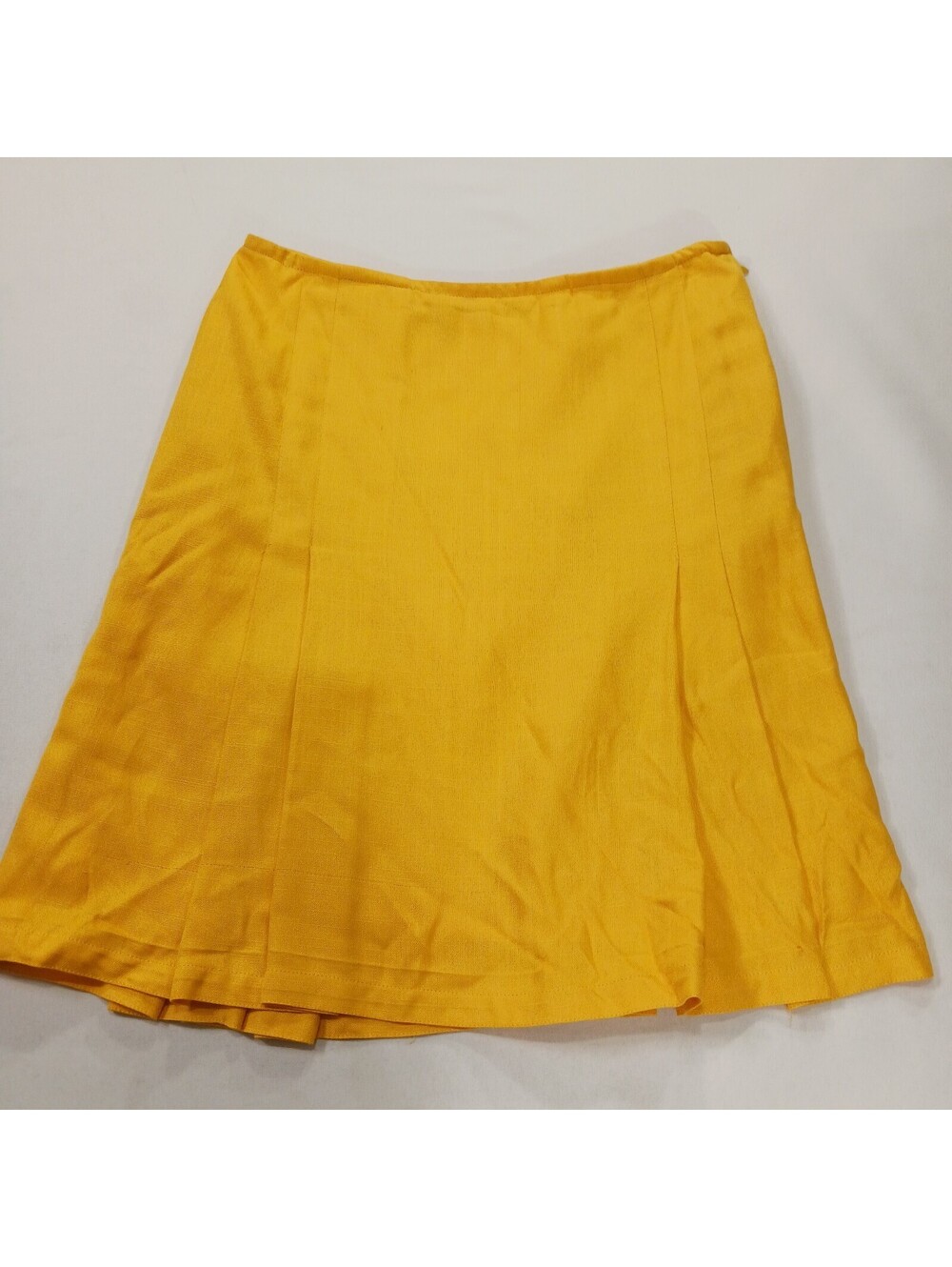 Platinum By Dorothy Schoelen Women's Yellow Pleated Buttom Skirt Size (28×20)